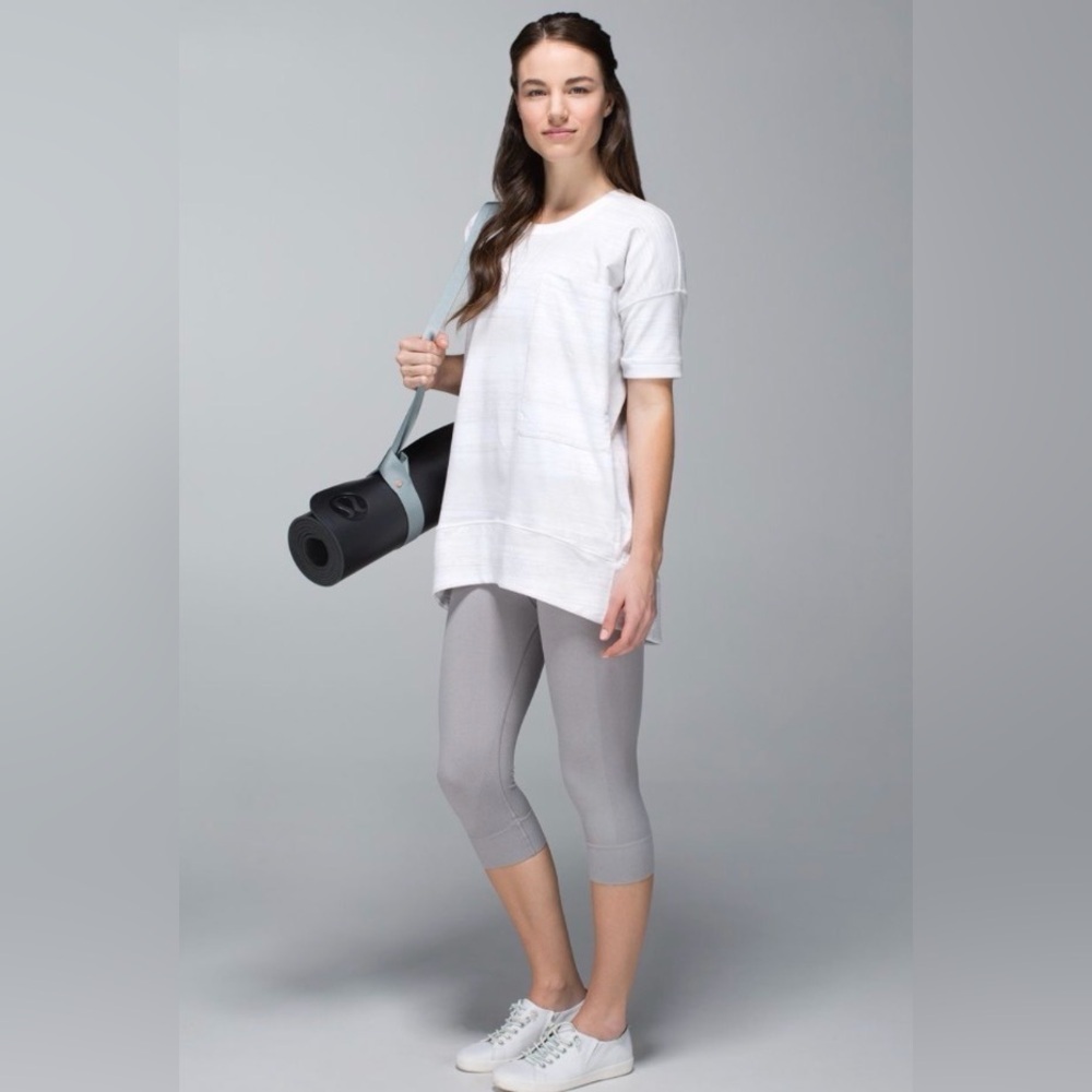 Lululemon Seamlessly Street Crop Tights